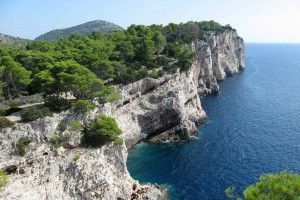 Bemex-Tours-Dugi-Otok-Telascica-falaise