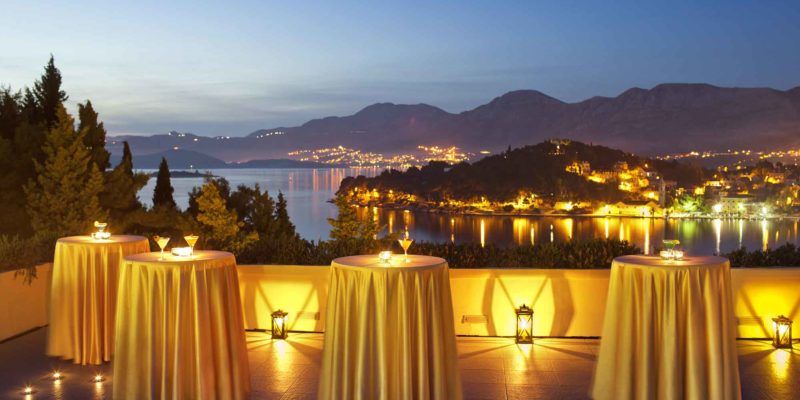Cavtat-hôtel_Croatia-terrasse-nuit