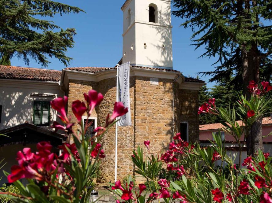 Slovenie-hotel-Convent-entrance