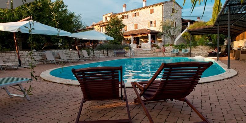 Hôtel Dva Baladura 3*